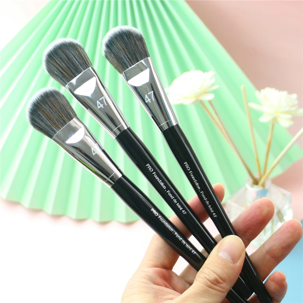 

Pro Angled Foundation Makeup Brush #47 Soft Black Liquid Cream Contour Blending Beauty Cosmetics Blender Tools
