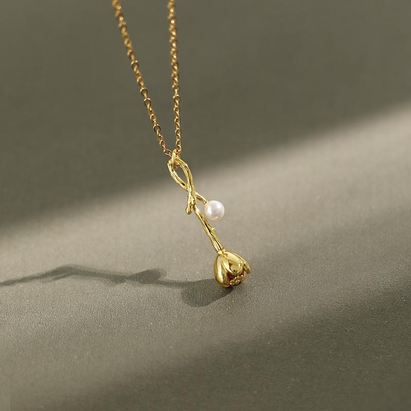 

Pendant Necklaces Korean S925 Sterling Silver Necklace Temperament Joker Thorns Bud Pearl Female Clavicle Neck Chain OrnamentsPendant Pendan