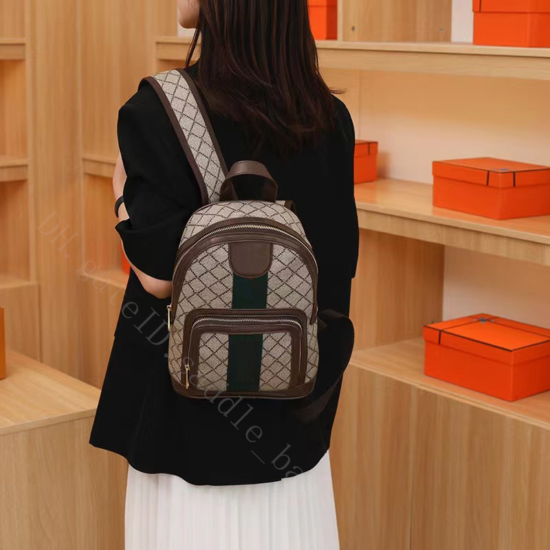 

2023 Classic Backpack Style Famous Designer Totes Lady Fashion Handbags Shoulder Straps Bags Letter Zipper Women Plain Interior Compartment Coin Purse Wallets, Color q