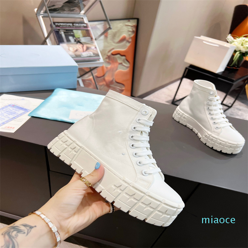 

Designer Boots Men Women Sneakers shoes, 05