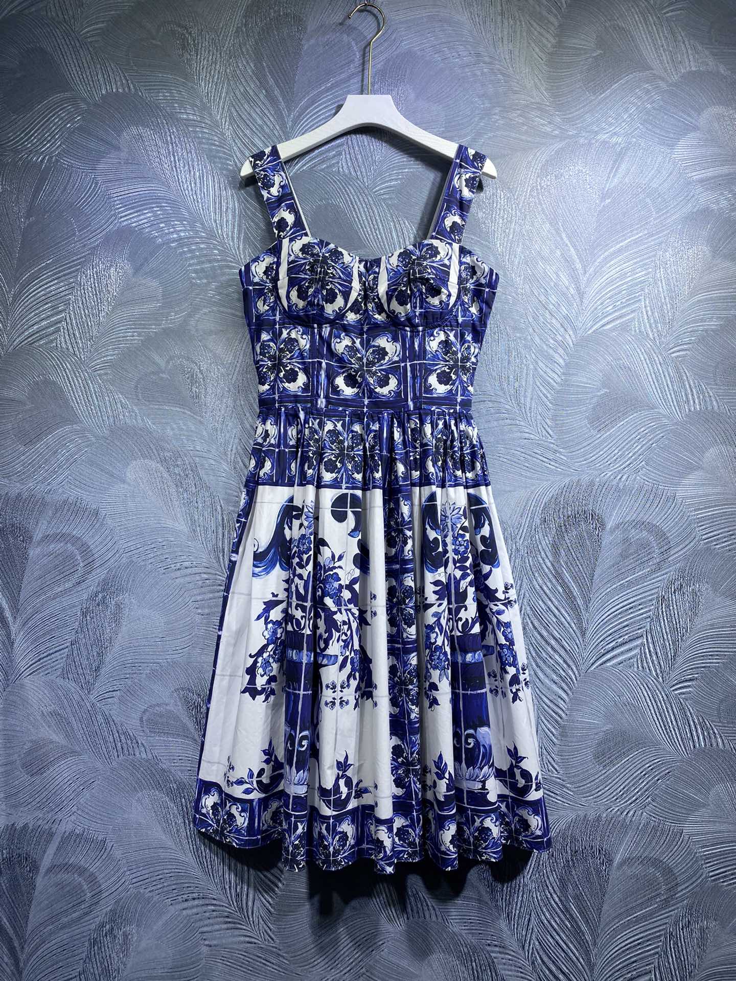 

2022 summer new suspender cotton print dress, Multi