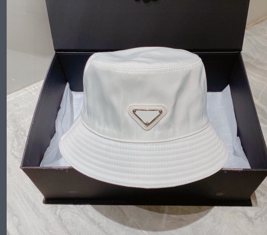 

Designer Nylon Bucket Hat For Women 2022 New Fashion Fisherman Caps Black White Beach Sun Visor hats Folding Bowler Cap M size
