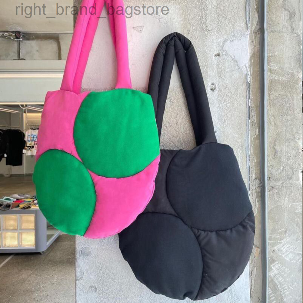 

Designer Quilted Padded Tote Patchwork Down Pad Women Shoulder Bag Overlarge Cotton Space Shopper Bags for Women Hobo Purses New W220813, Black