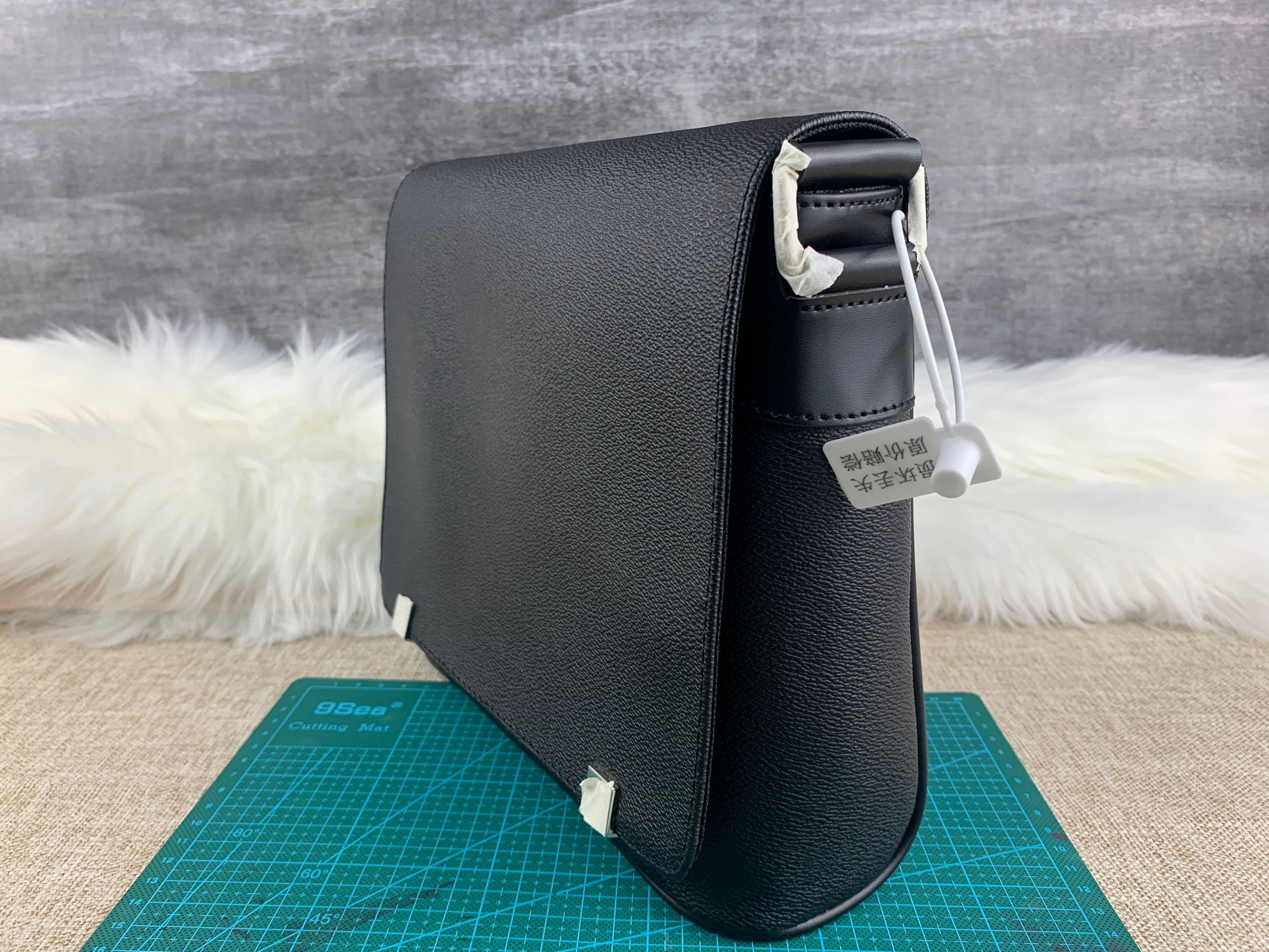 

Black print Handbag for Man Cross body 1908 Backpack Shoulder bags satchels Messenger bags luxury Designer Purse Mobile phone storage Handbags Fashion men chest bag, Original picture contact me