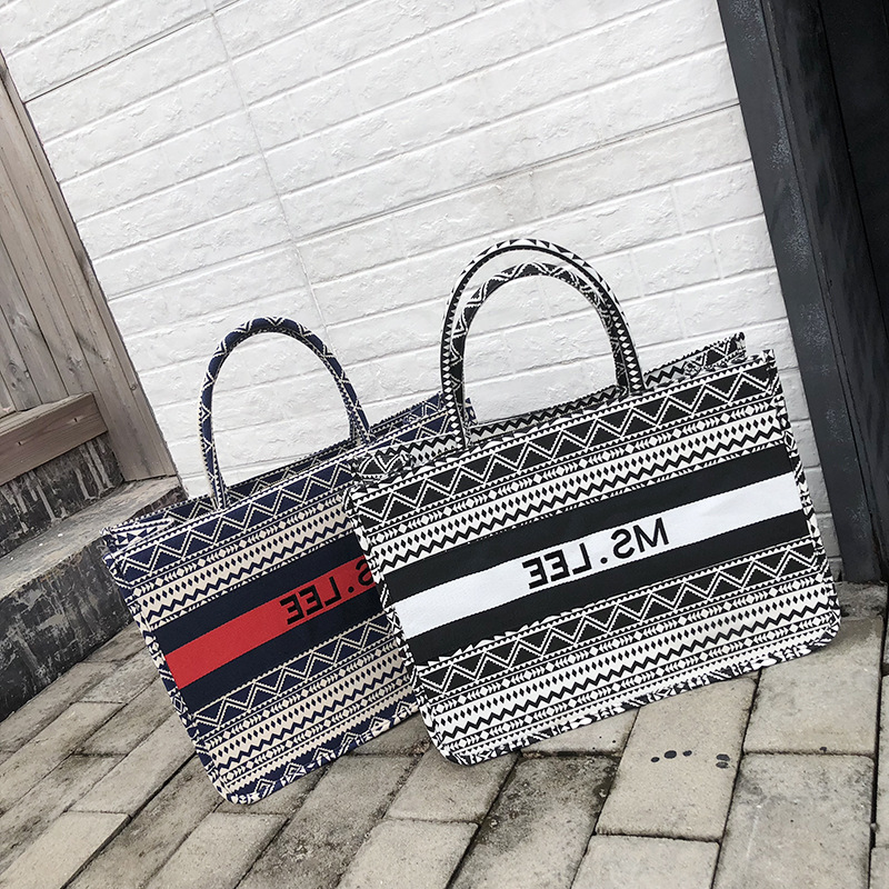 Sacs de créateurs Bag féminin de haute production 2022 Nouvelle capacité d'achat de mode Tote D Home One épaule portable