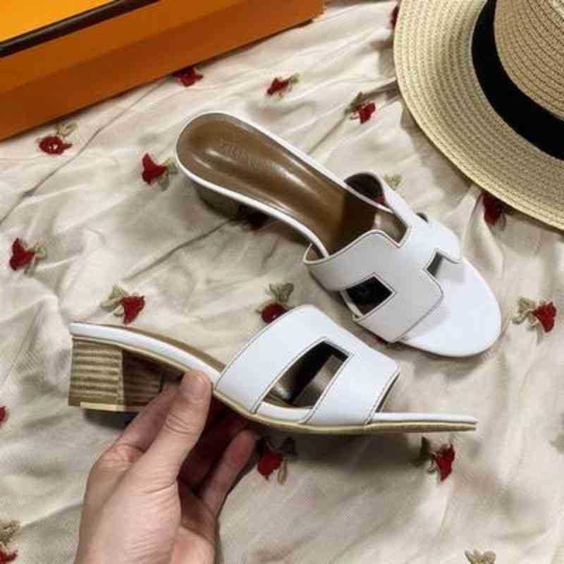

Slippers Herme Slippers Luxury Women Leather Summer Thick Heel Sandals Women Fas, Black brown