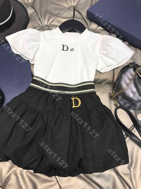 

classic designer baby girls dress shirt set logo webbing skirts summer cotton short sleeves HD print dresses two piece suit child tees tops logo d..r brand kids clothes