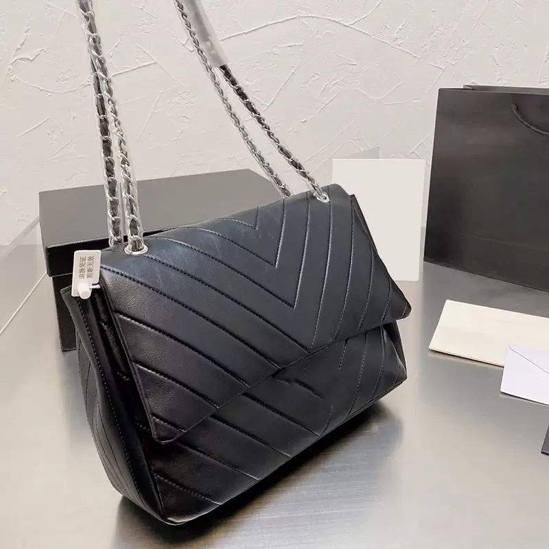 

2022ss Womens W Chevron Line Large Capacity Travel Bags Multi Pochette Classic Single Flap Silver Metal Hardware Clutch Underwarm Handbags, Box