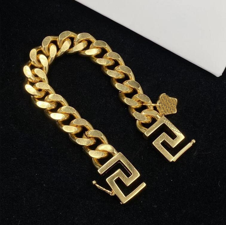 

NEW Designed Brass Link Bracelets Cuba Thick Chain Banshee Greece Meander Pattern Medusa Head Portrait 18K Gold Plated Womens Bangle Designer Jewelry Gifts B521