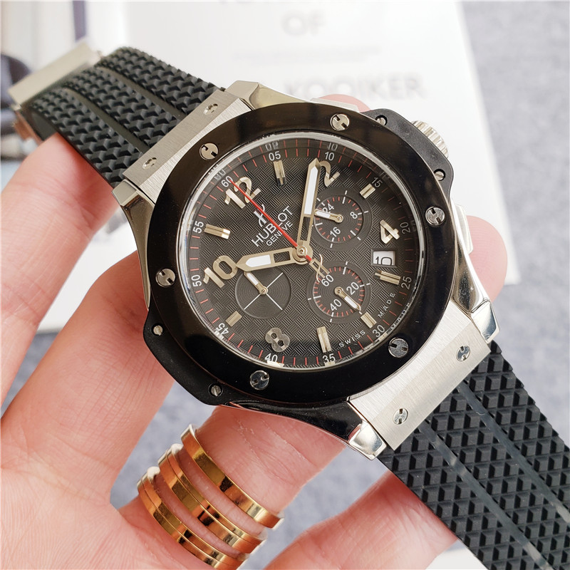

Men's Premium Outdoor Watch with Premium Water Resistant Design, Black