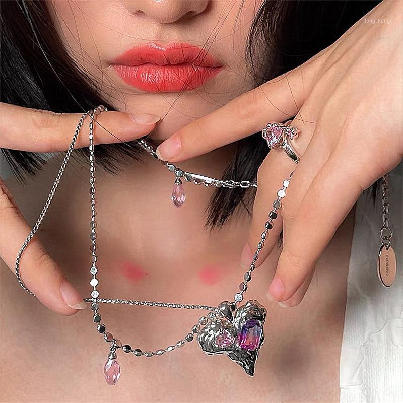 

Pendant Necklaces 2022 Punk Pink Crystal Love Necklace For Women Metal Round Bead Vintage Choker Fashion Jewelry Gifts