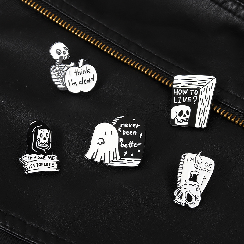 

European Skull Ghost Series Brooch Unisex Book Apple Letters Skeleton Corsage Badges Cowboy Sweater Clothes Lapel Pins Halloween Bag Hat Brooches