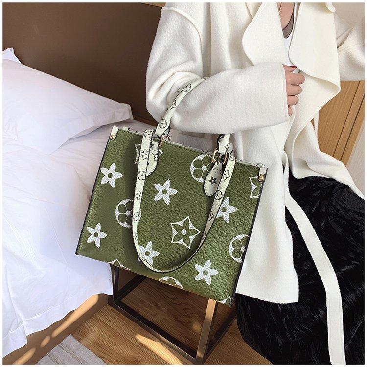 

High Quality Designers Shoulder Bags Women Handbag Oxidizing Leather Elegant Messenger Bag Luxury Crossbody Shopping Purses Tote With Dustbag, Coffee