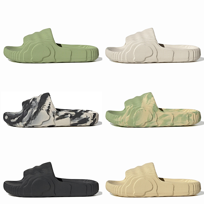 Adilette en gros 22 diapositives mode 2022 femmes chaussures de plage masculines noires gris onyx magie lime désert sable érflame orange plate-fo