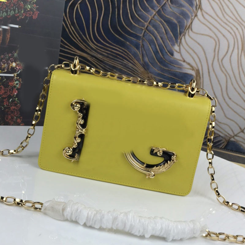 

Crossbody Bags Women Handbag Chains Shopping Wallets Cowhide Leather Shoulder Bag Flap Handbags Messenger Purse Gold-pleated Emblem High-quality Shimmer, Box