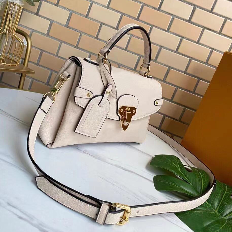 

Luxury fashion brand handbag ladies shoulder bag 2022 chain designer high quality brown genuine leather messenger belt 01, Black
