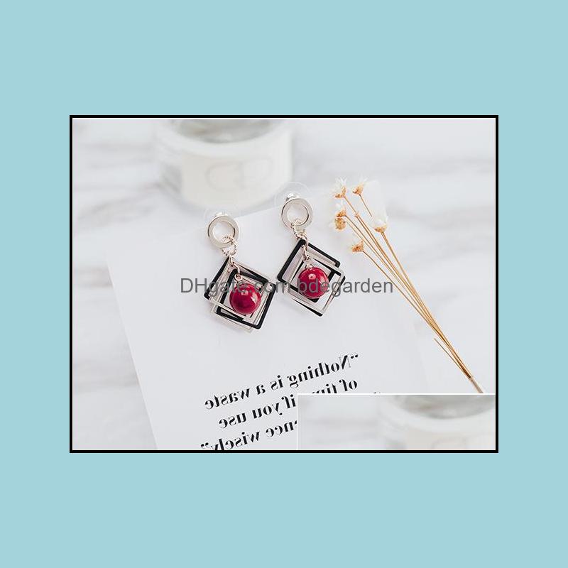 

Stud Earrings Jewelry Wholesale- Korean Geometric Diamond With Cherry Pearl Wild Ear Model No. Ne888 Dr Dhqp3