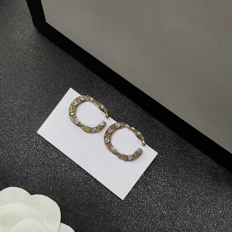 

Personality Letters Pendant Studs Fashion Crystal Earrings Female Elegant Charm Stud Jewelry