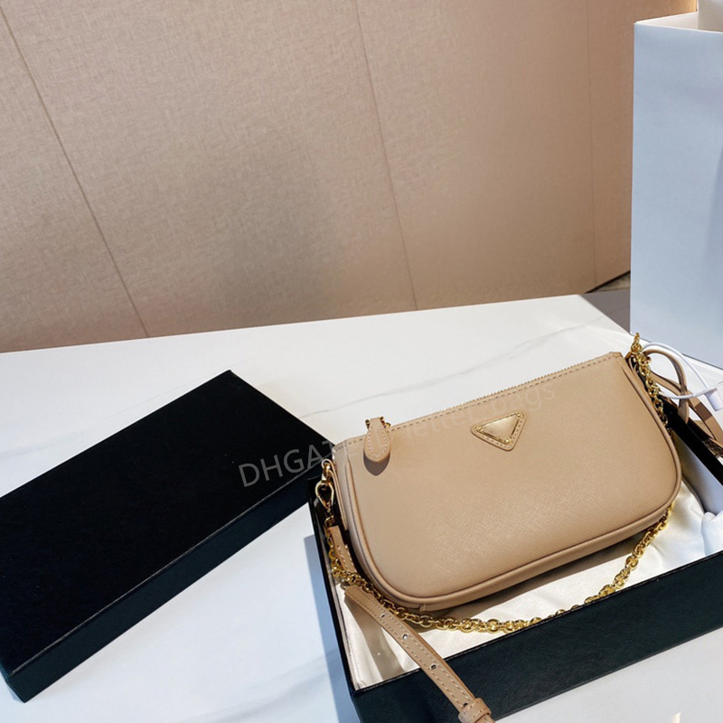 

2022 New patent leather bag Luxurys Designers Fashionable Hobo Underarm handbag Nylon Baguette Chain Bags Shoulder Crossbody Womens Triangle Letter tote with box, Color z