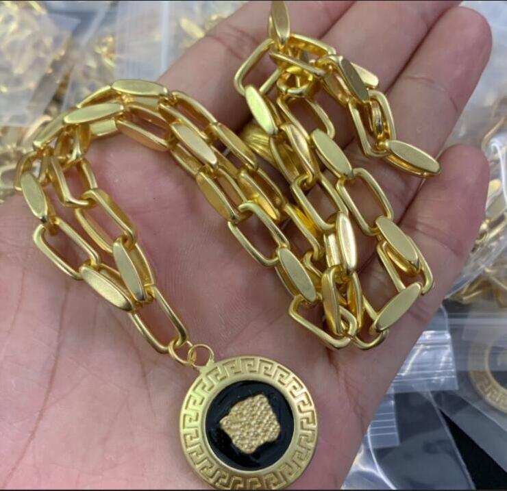 

Simple Thick Chain Necklaces Pendants Women Banshee Medusa portrait Pattern 18K gold plated Necklaces