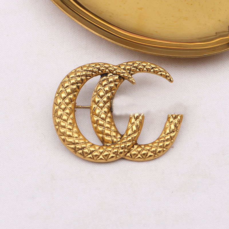 Famous Classic Brand Rhinestone Double Letter Brooches for Women Luxury Designer Suit Pins High Quality Fashion Jewelry Accessories