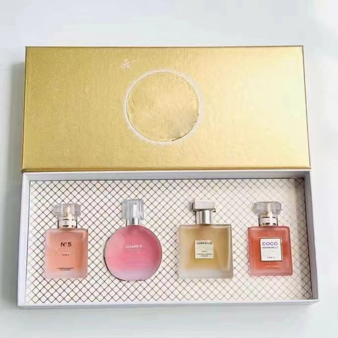 

Perfume Set Fragrance for Woman 25ml*4 EDP Coco Chance N5 Spray Parfum Charm Lady Designer Perfumes Cologne Pleasant Fragrances Girl Gift Box Wholesale Dropshipping