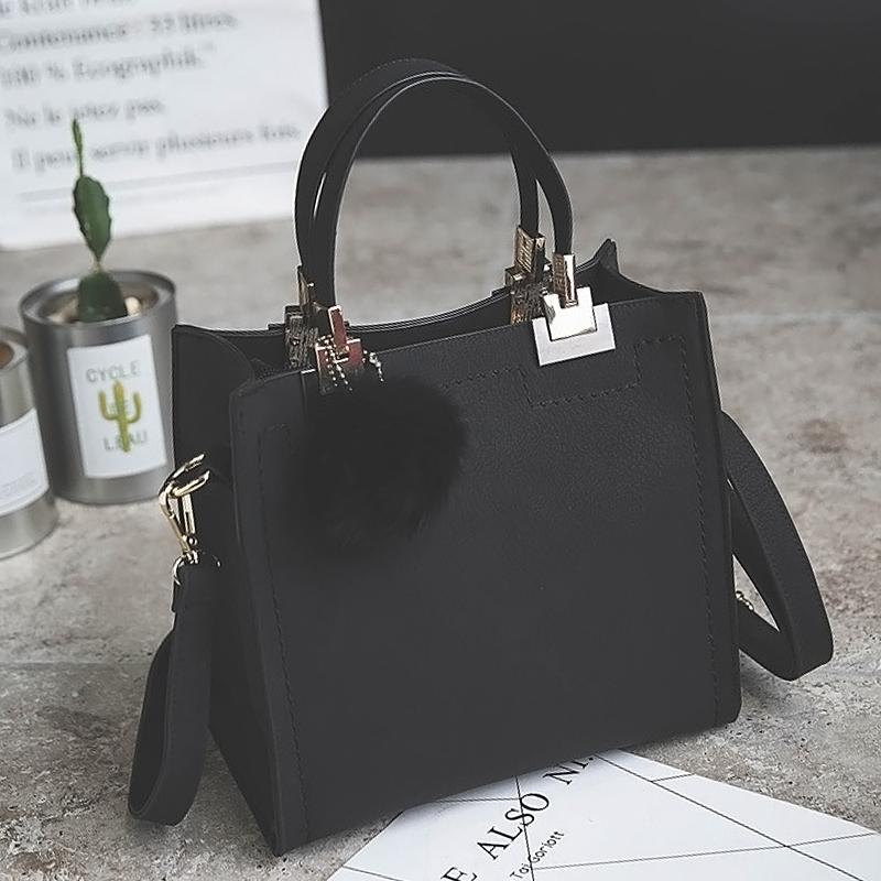 

Evening Bags Female Shoulder For Women 2022 Fashion Crossbody Bag Luxury Handbags Designer Travel Hairball, Black