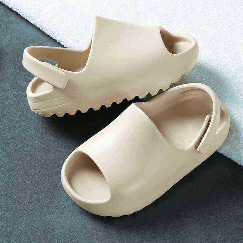 

Kids Sandals Baby Toddler Adults Slip-on Fashion Boys Girls Foam Beach Summer Slides Bone Resinchildren Lightweight Water Shoes G220418, Y10-beige