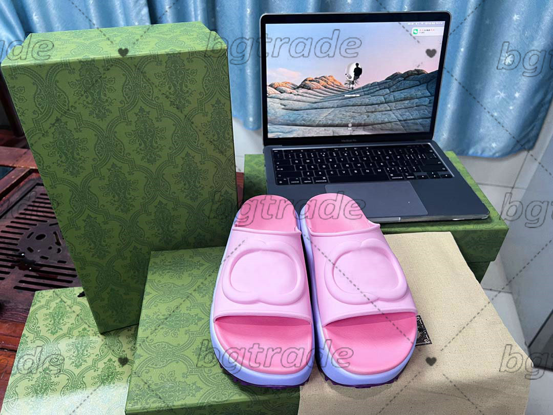 

Thick Bottom Designer Sandals Fashion Soft Sandale Foam Rubber Wedges Womens Ladies Summer Luxury Slides Pantoufle Miami Sandale Mules Slippers