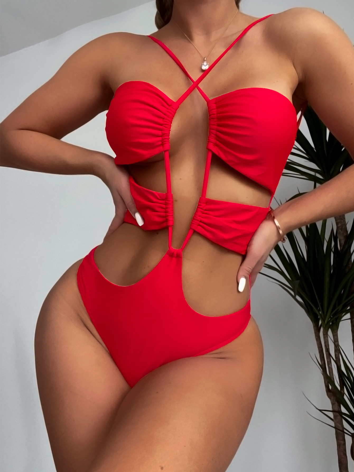 

2022 Swimwear For Women Bandage One Piece Hollow Out Swimsuit Bathing Suits Red Color Monokini Biquini Traje De Bano Mujer Summer Beach Wear Swimming Suit LJ791