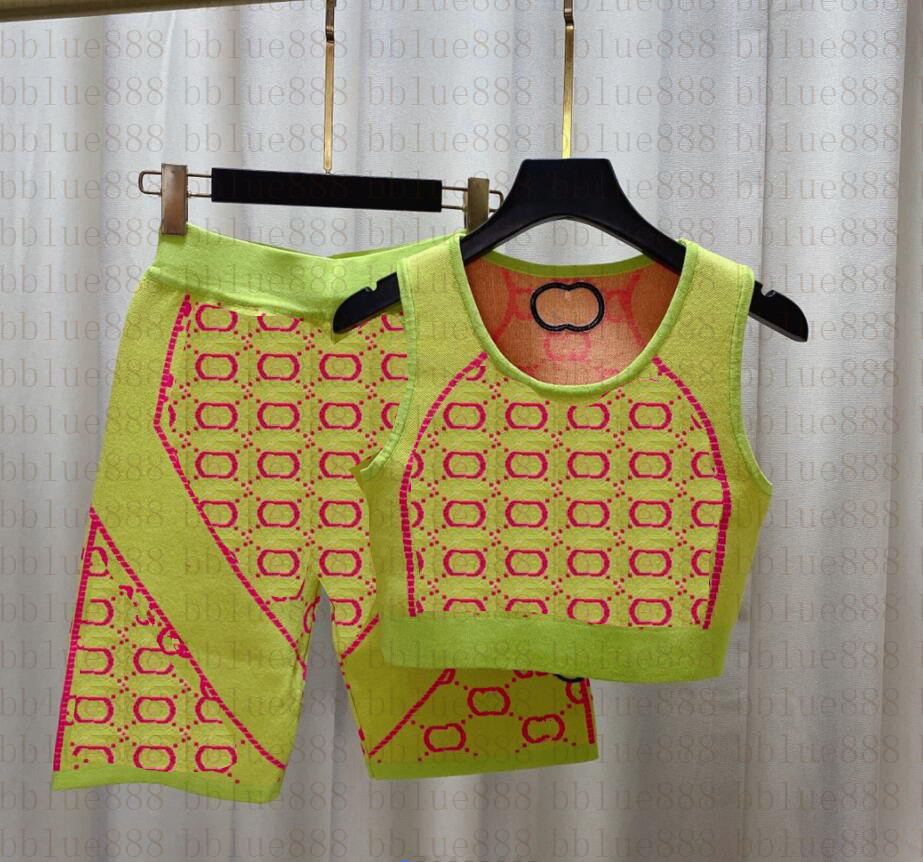 

Women' three-dimensional flower vest shorts suit knitted beaded fabric very elastic 517, Customize