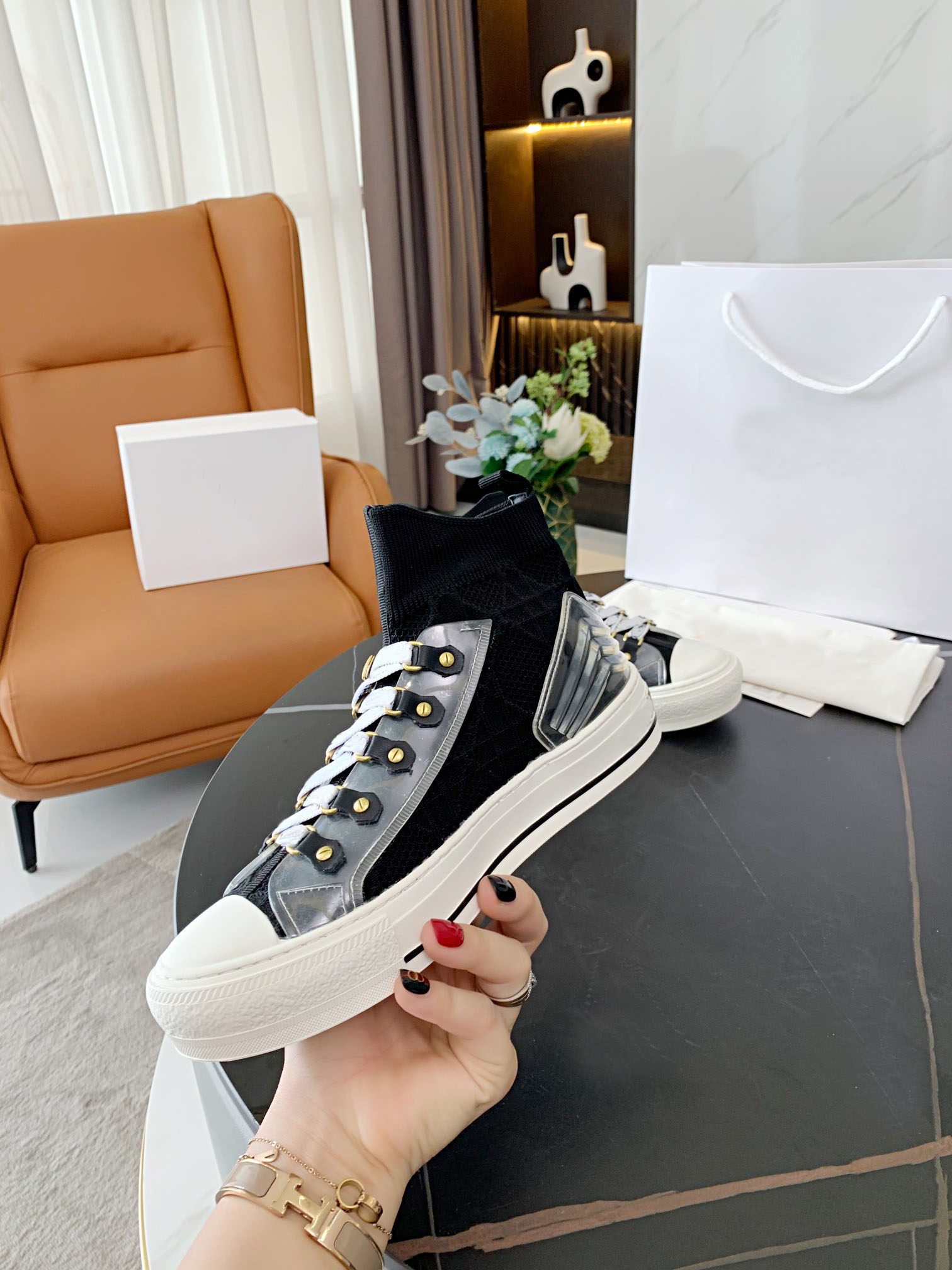 

2022 Shoes Vintage Preppy Style and Nostalgic Sneakers, Color 1