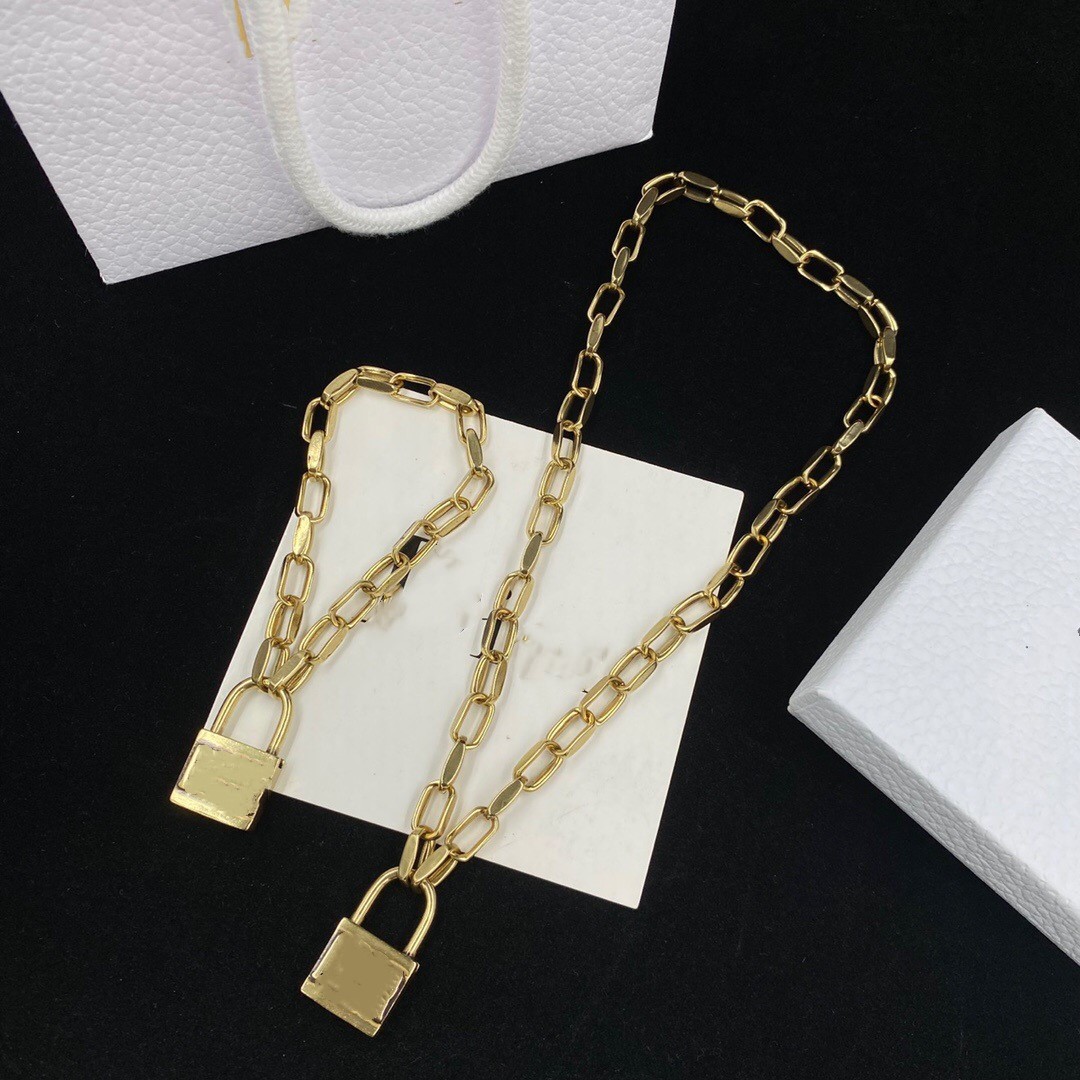 European and American square lock letter necklace fashion street beat brass material clavicle chain bracelet set unisex high quality fast deliver