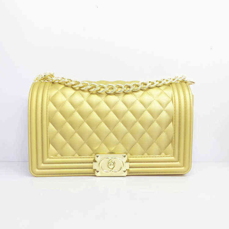 

Xiaofang bag female 2021 new matte frosted Lingge chain color jelly, Red trumpet