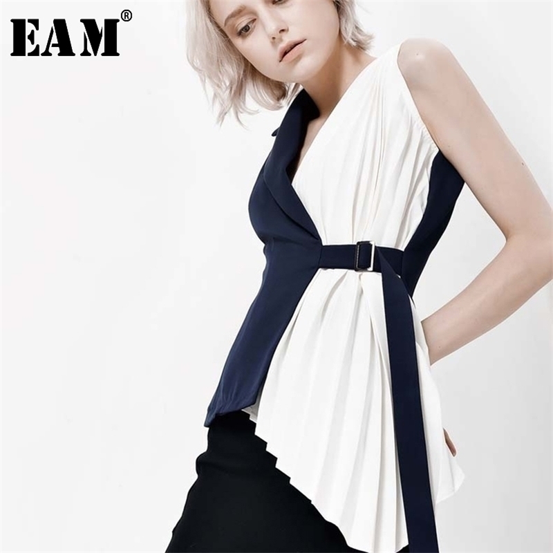 

EAM Women Blue Contrast Color Pleated Asymmetrical Loose Fit Vest Vcollar Sleeveless Fashion Spring Autumn YC311 201031, Black