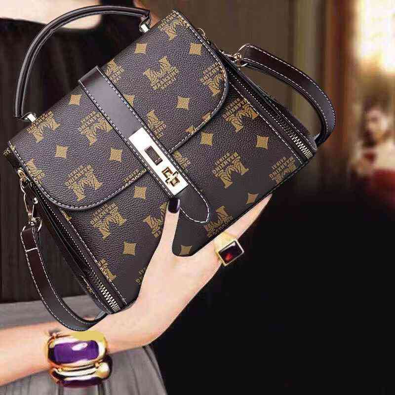 2022 New Designer Crossbody Bags Soft Leather Female Messenger Women's Spring Summer Fashion High-capacity Shoulder Bag Retro Letter Luxury Sin