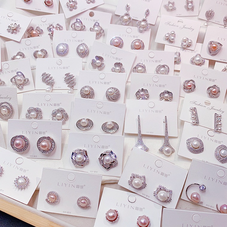 Pendientes naturales de perlas de agua dulce Pendientes Micro-Set S925 Pendientes de lujo con aguja de plata