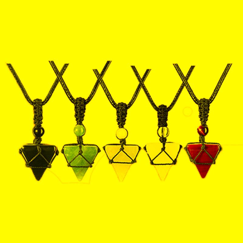 

Pendant Necklaces Healing Crystal Necklace Natural Stone Pyramid Adjustable Rope Reiki Quartz Jewelry For Men WomenPendant