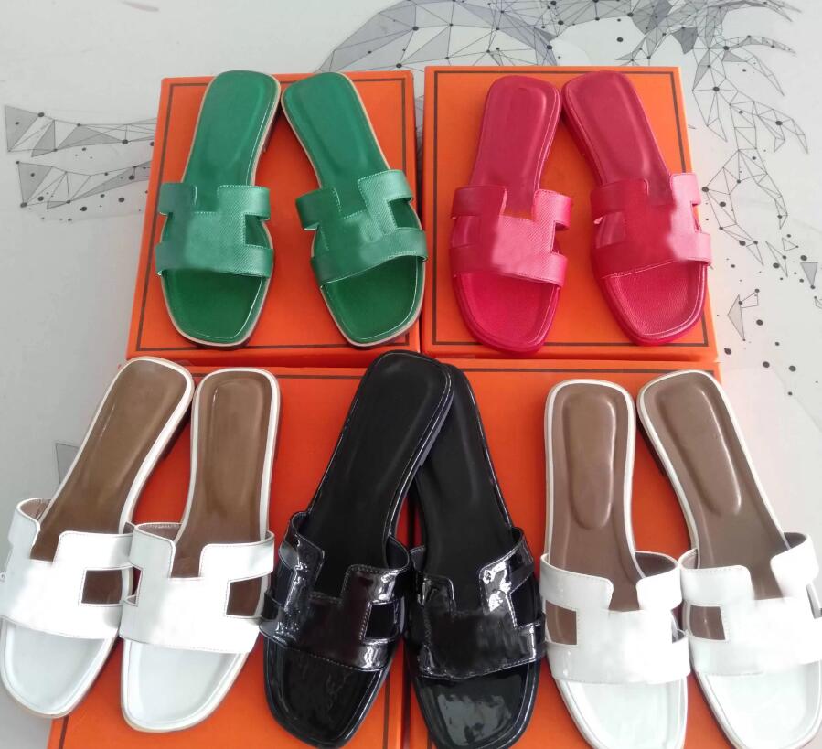 

ORAN SANDAL 2022 Designer Slippers Genuine Leather Sandals H Summer Oran Sandals Flat Flip Flop Crocodile Skin Slides Ladies Beach Sandal Party EGERIE CHYPRE 001