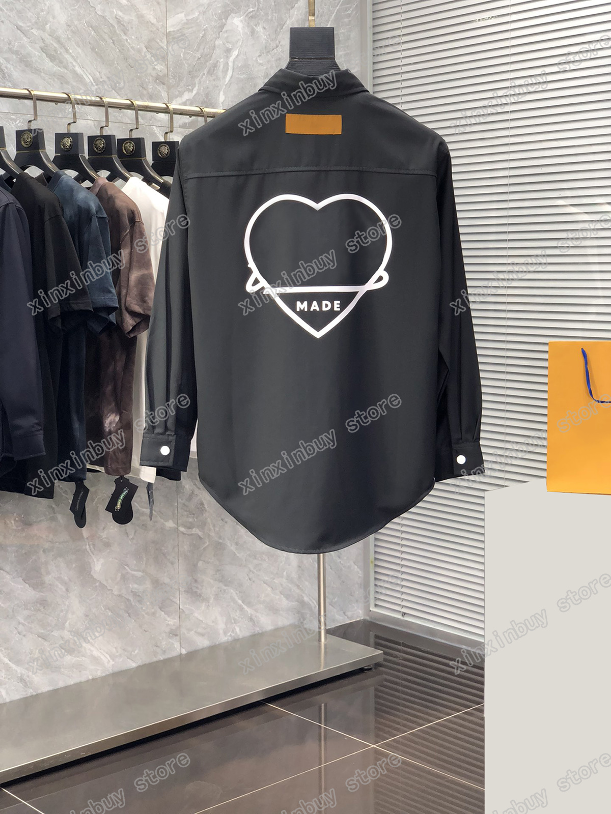 

22ss Men Women Designers Casual Shirts Love print back Cursive letter long sleeve Streetwear xinxinbuy black M-2XL