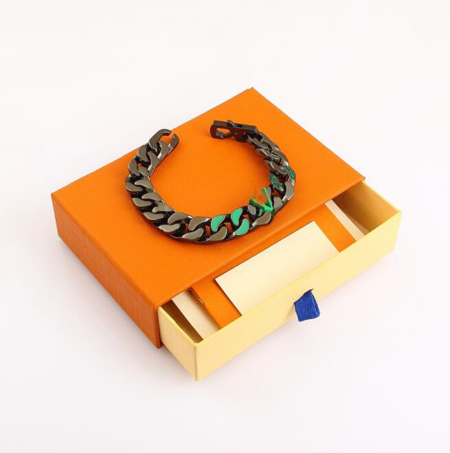 

Luxurys Designer Bracelet Cuff Silver Gold Titanium Steel Chain Fashion Personality Hip-hop High Quality Jewelry Bracelets Exquisite Gift With Box Dust bag