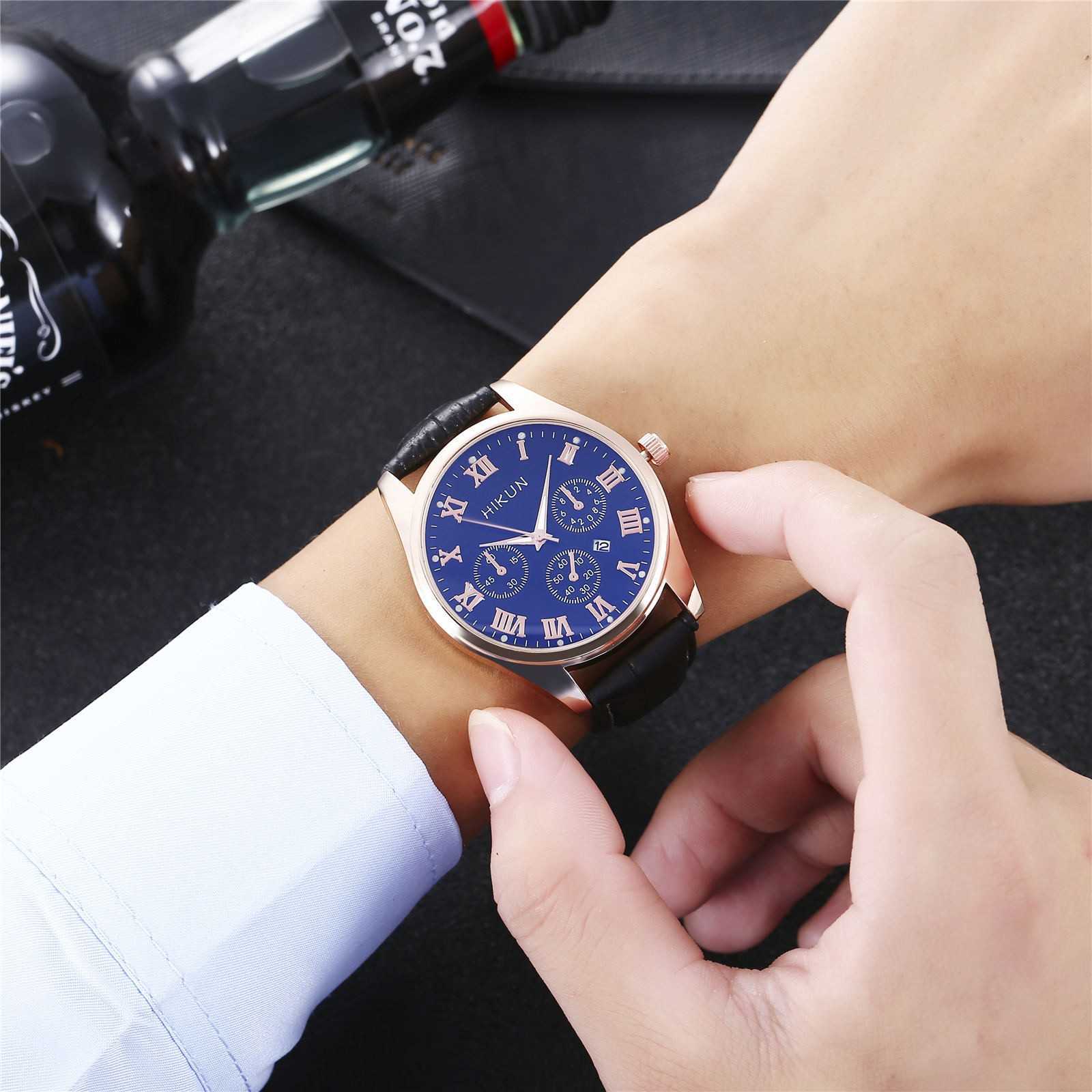 

Quartz Watch Roman Numerals Alloy Dial Leather Strap for Men Sleek Minimalist Fashion Wristwatch Gift