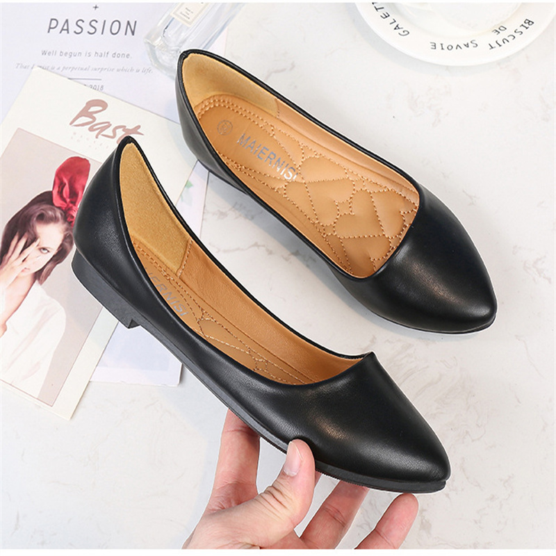 

Women Flat Shoes Slipon Pointed Toe Lady Loafers Plus Size 44 45 Shallow Single Low Heel Pregnant Woman Flats Zapatos Mujer 220613, Black