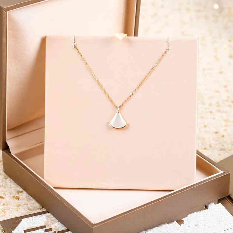 

O1SG Designer's original C-line pendant necklace