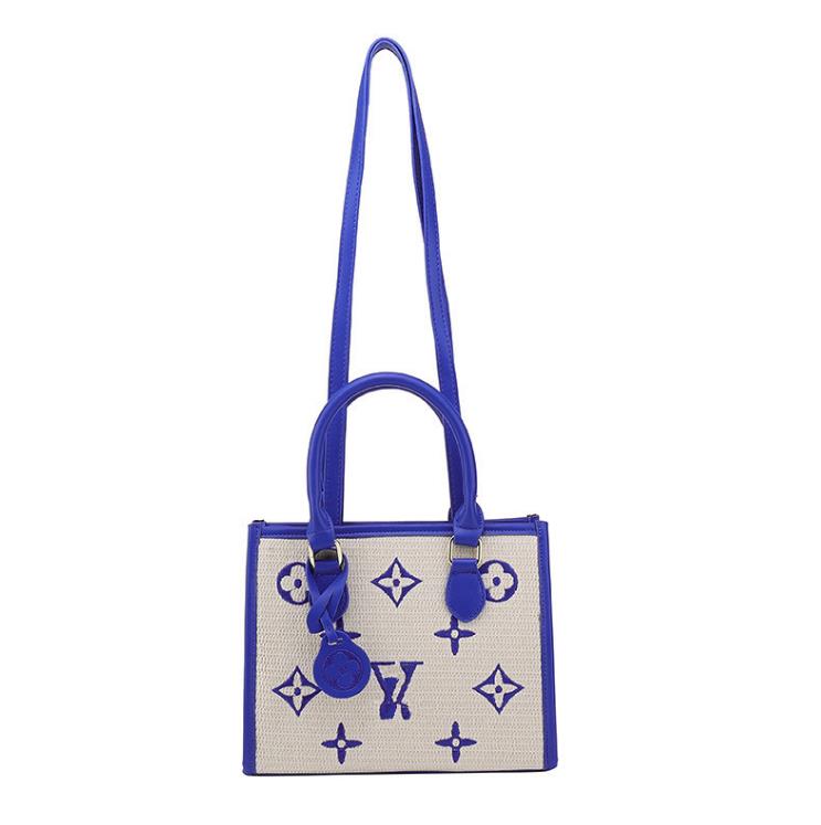 

Spring Large-Capacity Messenger Shoulder Bag Letter Small Square Bag Diamond Women's Bags, White