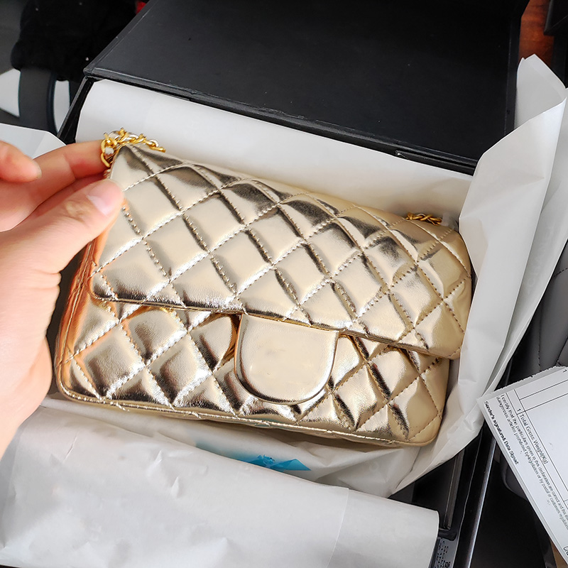 

20cm Womens W Classic Mini Flap Quilted Lambskin Bags Top Real Leather Crush Gold Ball Metal Hardware Matelasse Chain Crossbody Shoulder Outdoor Sacoche Handbags, Box