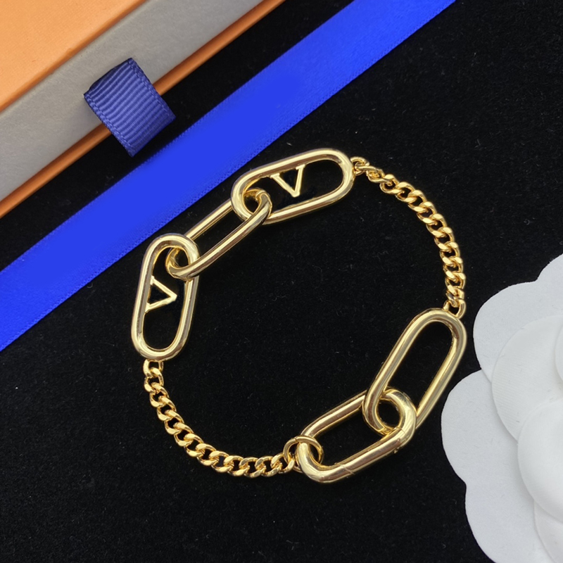 Designer Gold Bangle Luxurys Designers Lettre Bracelet Femmes Bracelets Lettre