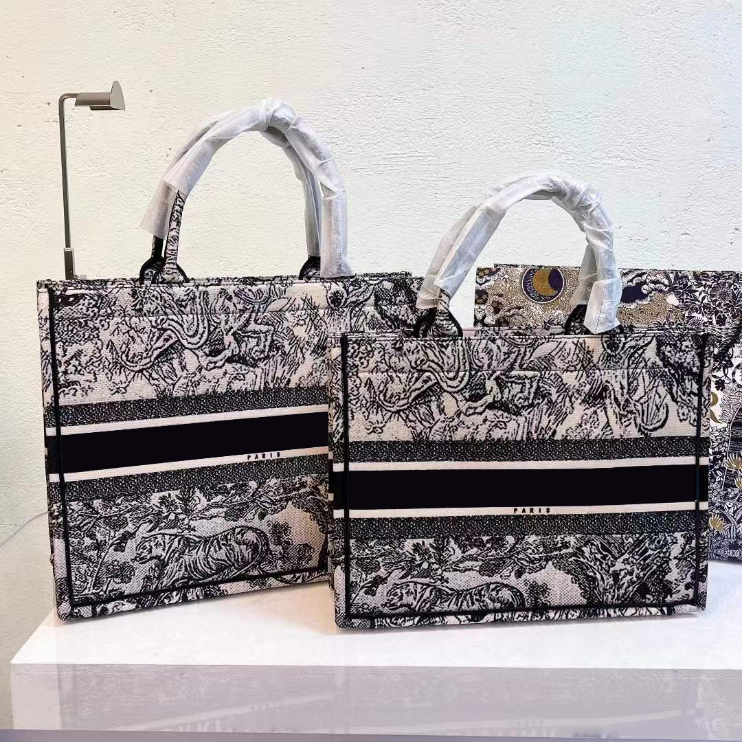 

Top Quality Designer Totes Fashion 2022 Tote Woman Bag Canvas Embroidery Stitched Luxury 41cm 36cm Black Letter Handbags Design Shoulder Bags lady Cowboy Purse 001, Dust bag