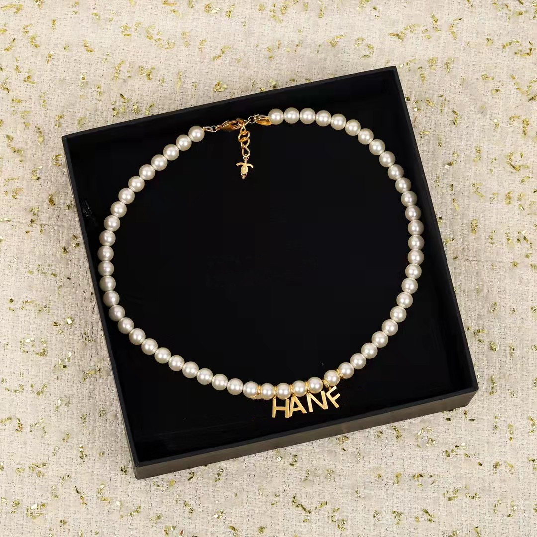 

Designer jewelry pearl gold women's letter necklace