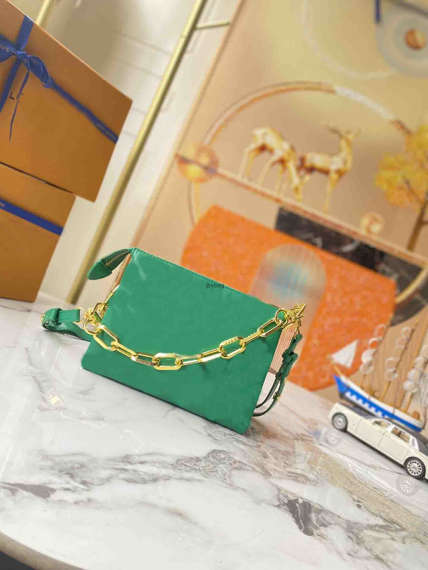 

2022 Designer Handbag 5A Quality Shoulder Chain Bag Clutch Wallet Women Luxury M59598 M59389 M58266 Coussin BB Bag Chain Baguette Bag Embossed Sheepskin Printing